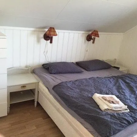 Beautiful House With 3 Bedrooms *