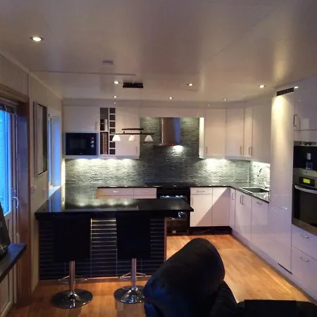 Beautiful House With 3 Bedrooms Ferienhaus Molde